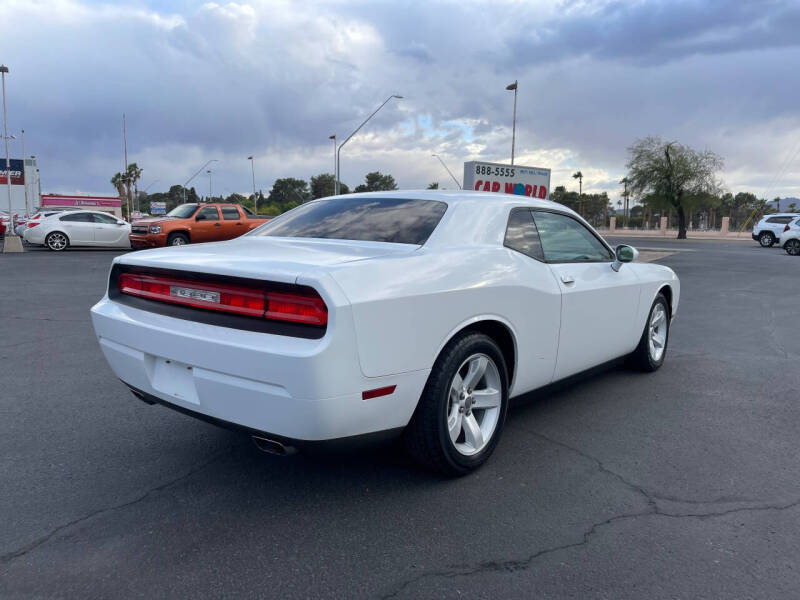 2012 Dodge Challenger SXT