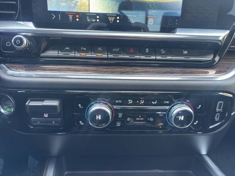 Image of 2025 GMC Sierra 1500