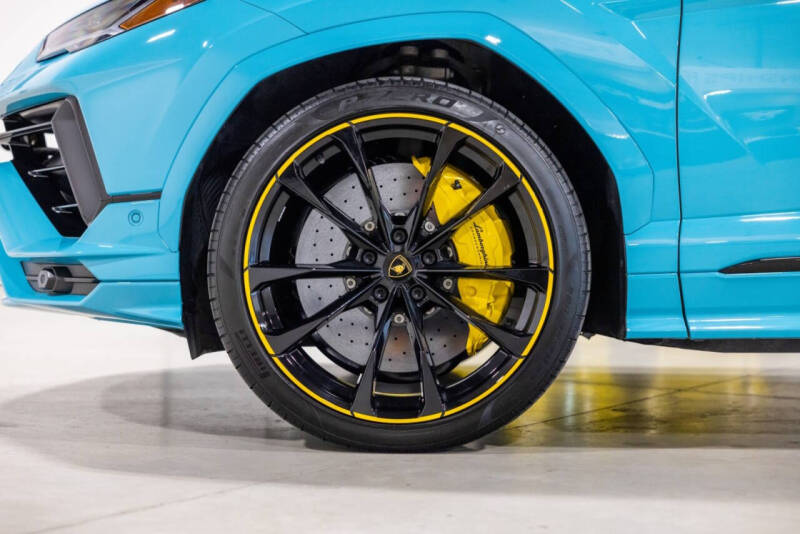 2024 Lamborghini Urus S