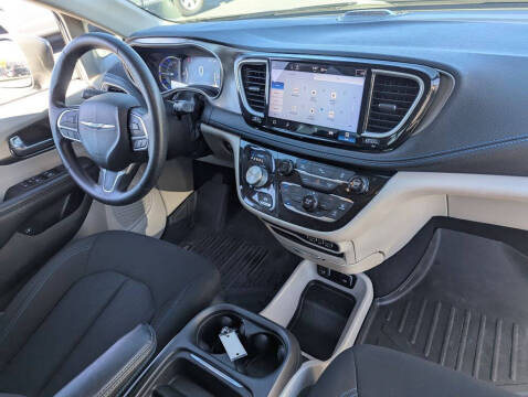 2021 Chrysler Pacifica Hybrid Touring