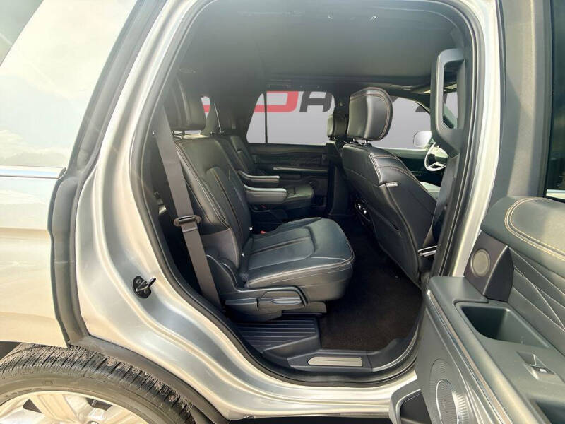 2023 Ford Expedition Platinum