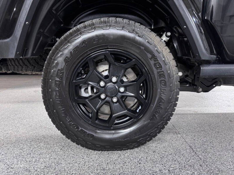 2022 Jeep Gladiator Willys