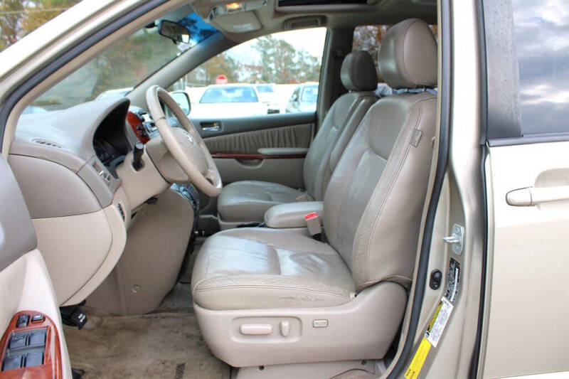 2005 Toyota Sienna