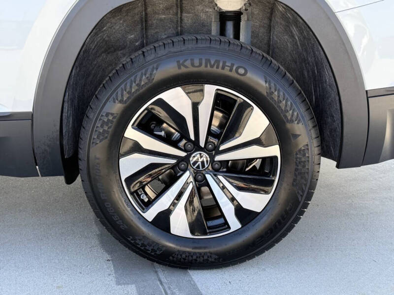 2026 Volkswagen Atlas SE