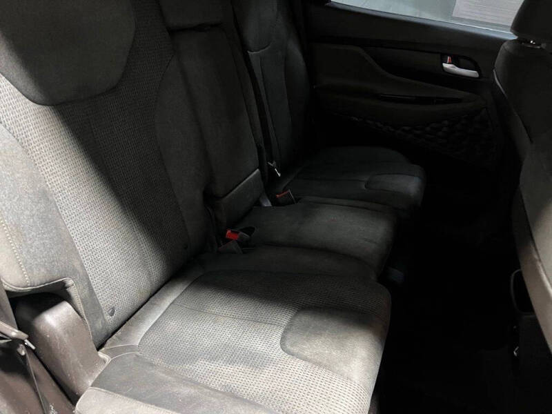 2019 Hyundai Santa Fe SE 2.4L