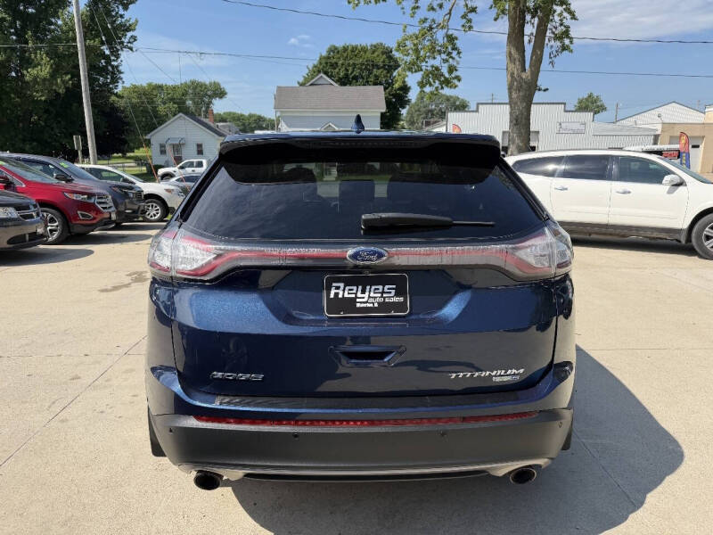 2017 Ford Edge Titanium