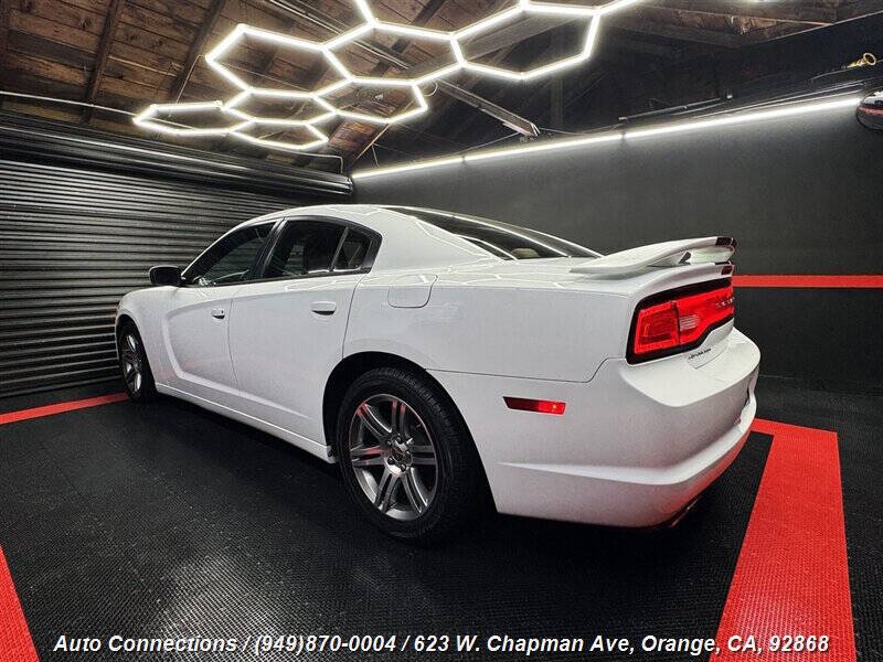 2013 Dodge Charger SE