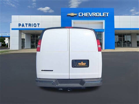 2024 Chevrolet Express 2500