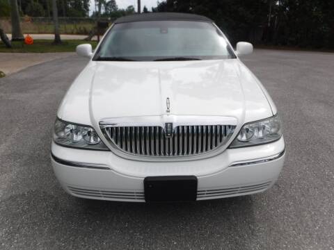 2003 Lincoln Town Car for sale at Seven Mile Motors, Inc. in Naples FL