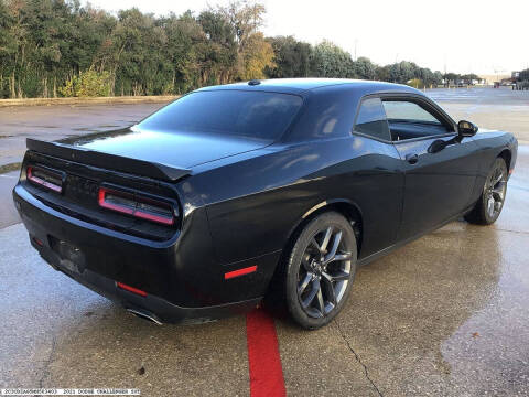 2021 Dodge Challenger SXT