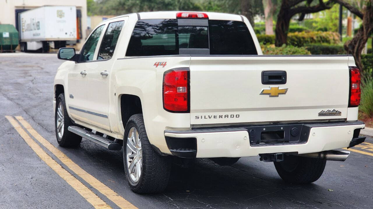 2014 CHEVROLET Silverado Pickup - $18,990