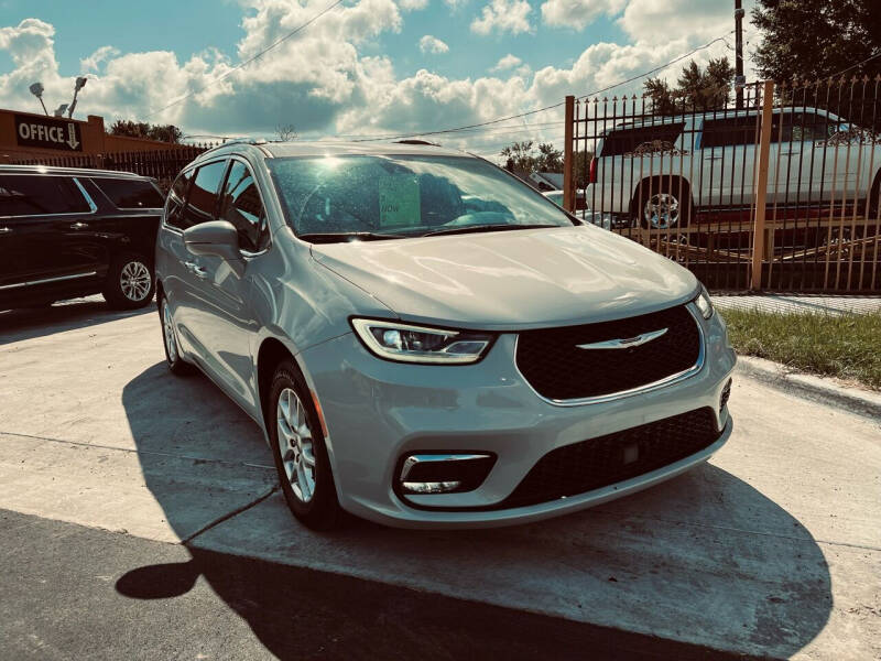 2021 Chrysler Pacifica for sale at 3 Brothers Auto Sales Inc in Detroit MI