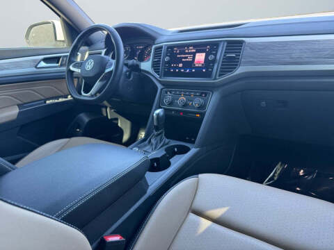 2021 Volkswagen Atlas Cross Sport SE 4Motion