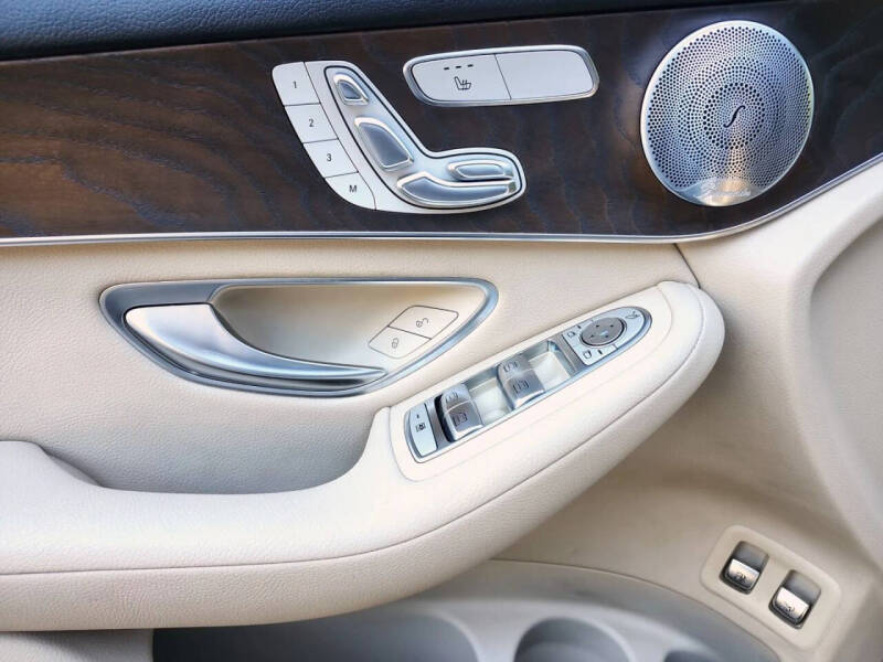 2019 Mercedes-Benz GLC GLC 350e 4MATIC