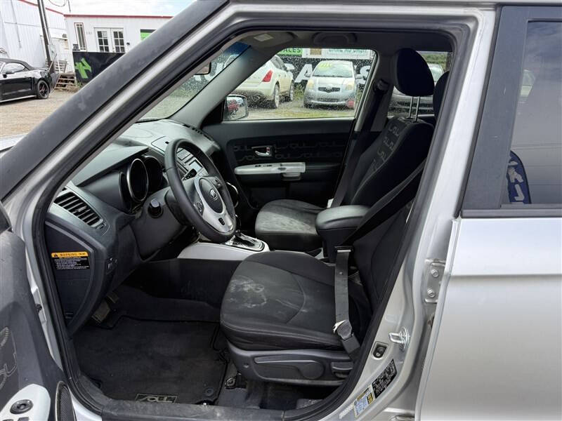 2012 Kia Soul +