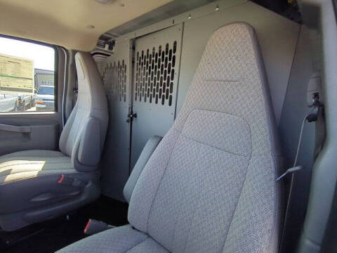 2025 Chevrolet Express 2500