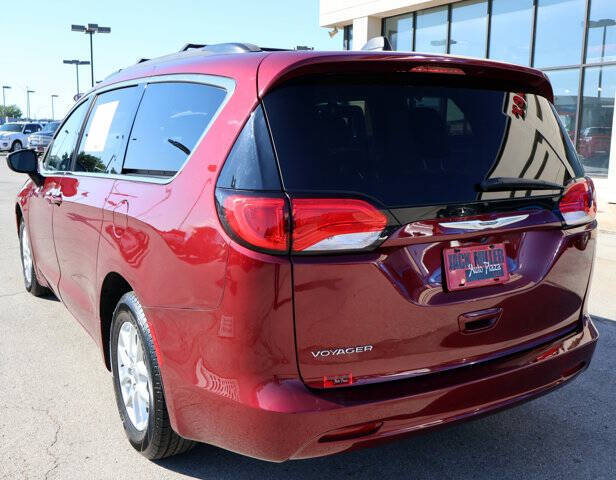 2021 Chrysler Voyager LXi