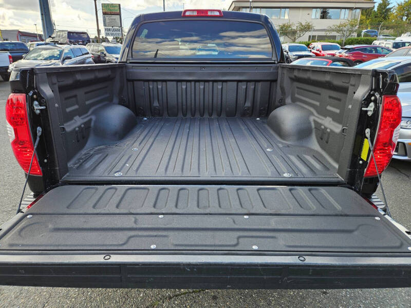 2016 Toyota Tundra SR5