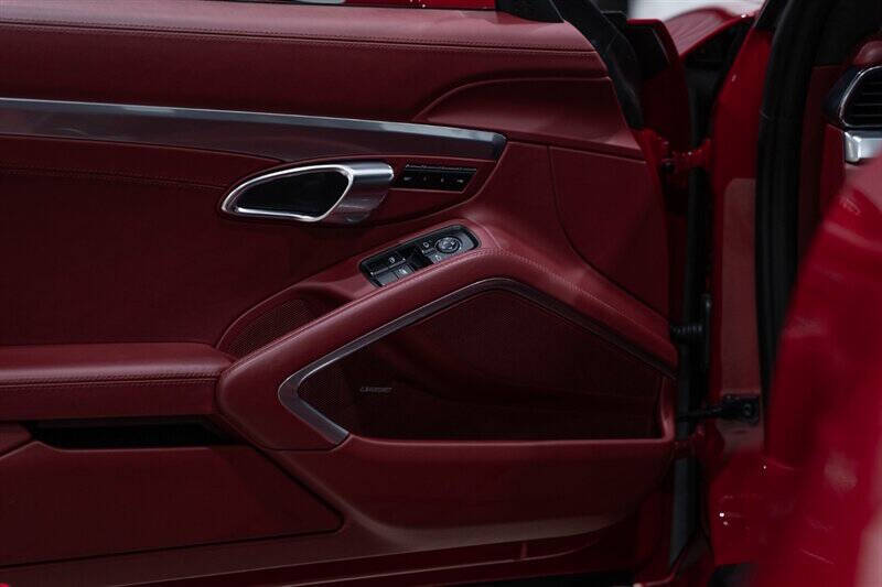 2019 Porsche 911 Carrera 4S