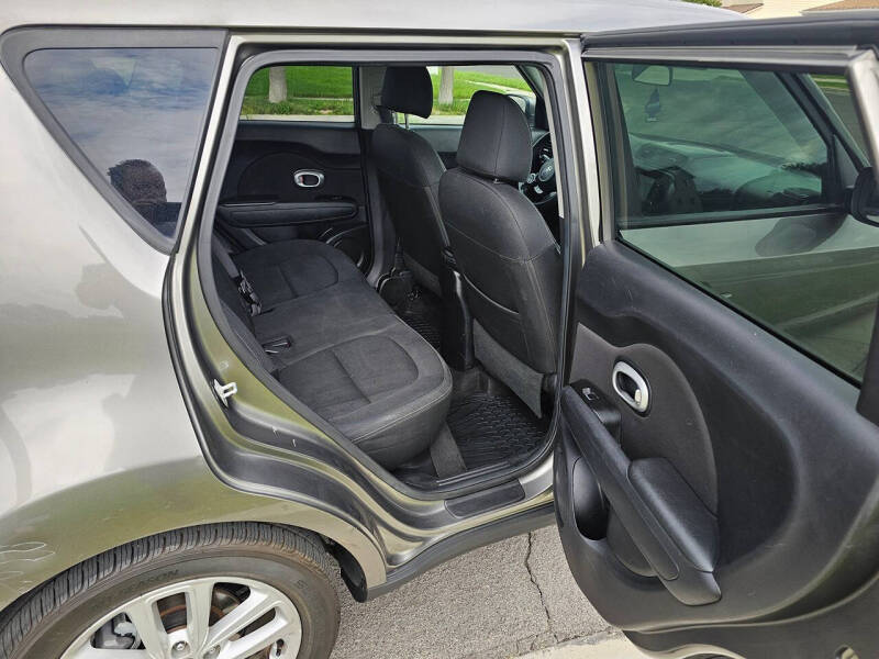 2018 Kia Soul +