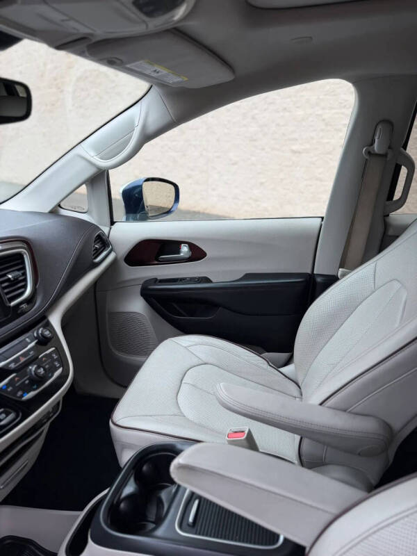 2017 Chrysler Pacifica Limited