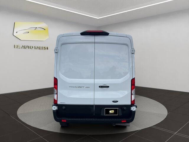 2023 Ford Transit
