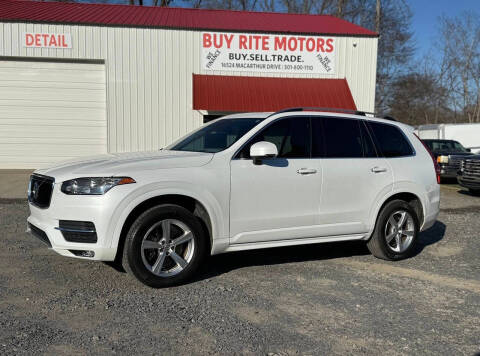 2016 Volvo XC90 T5 Momentum