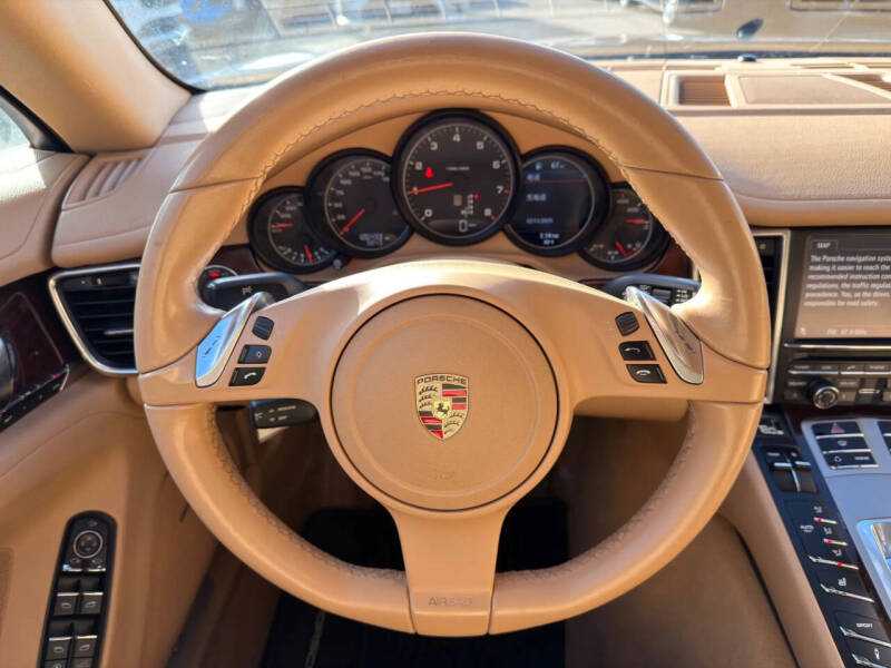 2011 Porsche Panamera