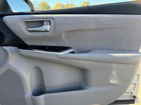 2016 Toyota Camry XLE