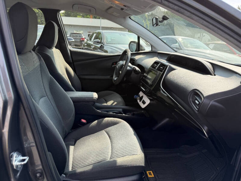2016 Toyota Prius Two