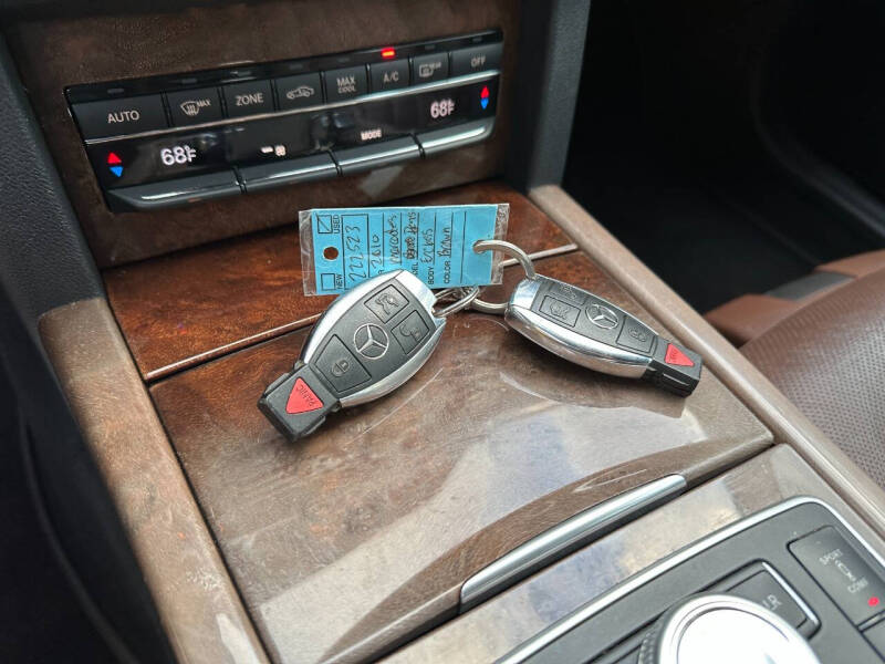 2010 Mercedes-Benz E-Class E 550 Sport