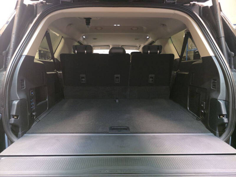 2026 Ford Expedition MAX Active