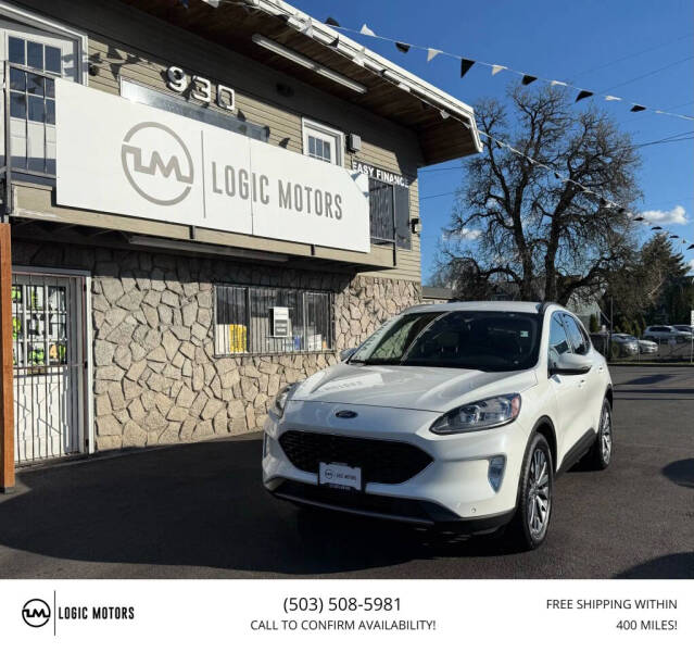 2020 Ford Escape Titanium