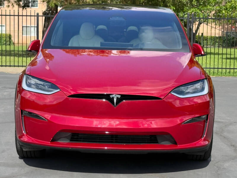 2023 Tesla Model X Standard Range