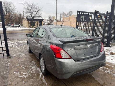 2019 Nissan Versa SV