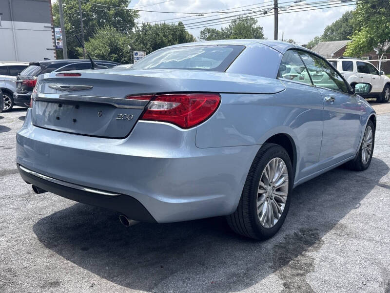 2013 Chrysler 200 Limited