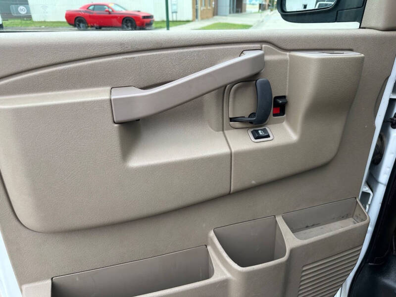 2021 Chevrolet Express 2500