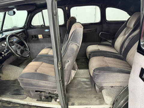 1940 Ford Deluxe