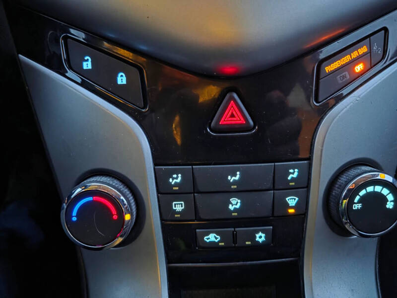 2013 Chevrolet Cruze LS Auto