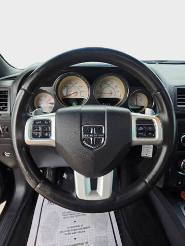2013 Dodge Challenger SXT