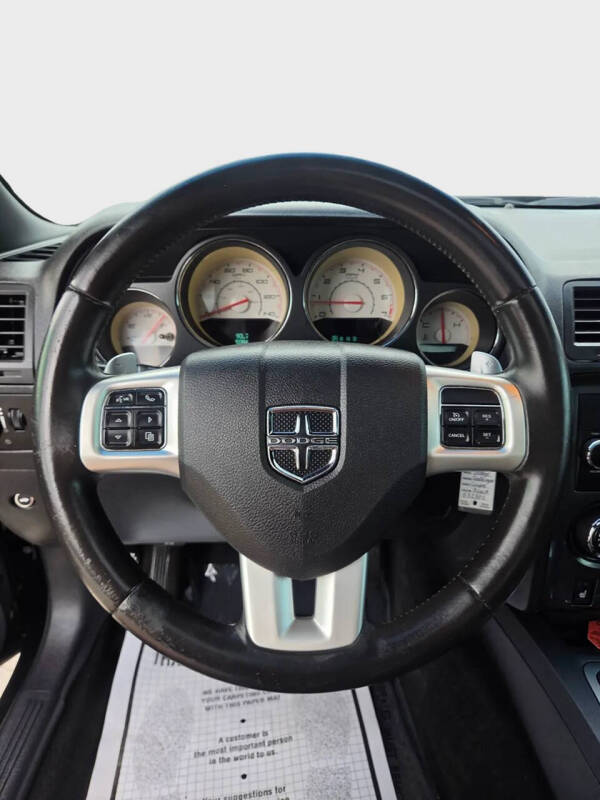 2013 Dodge Challenger SXT