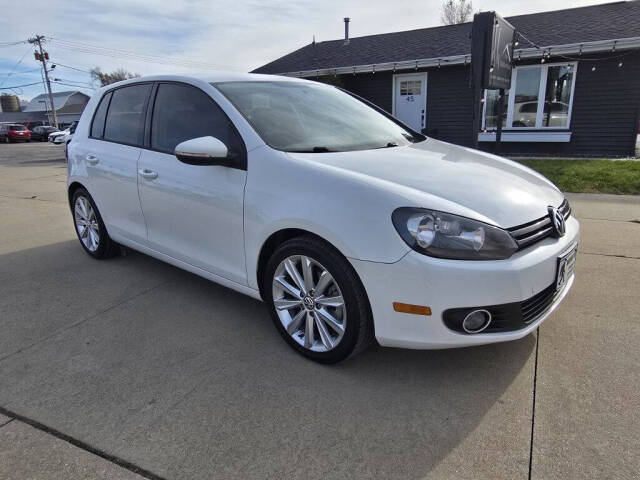 2014 Volkswagen Golf for sale at Bigfoot Auto in Hiawatha, IA