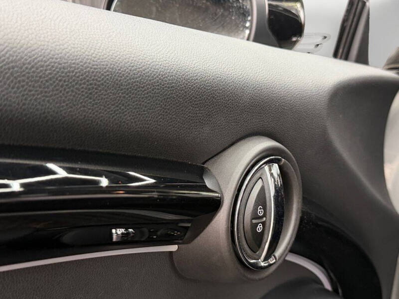 2022 MINI Hardtop 2 Door Cooper SE