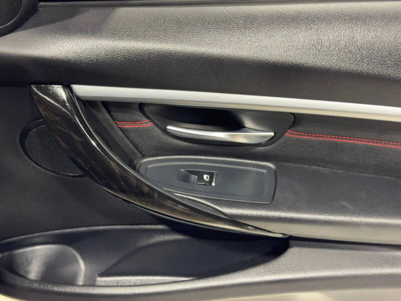 2017 BMW 3 Series 330i