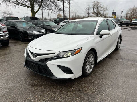 2018 Toyota Camry for sale at Dean's Auto Sales in Flint MI