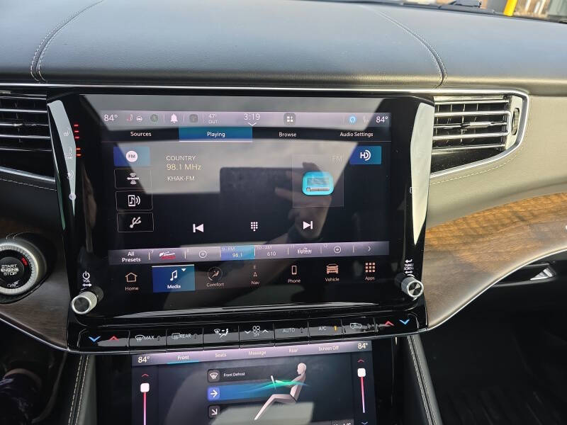 2022 Jeep Grand Wagoneer Series II