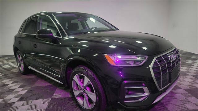 2023 Audi Q5 quattro Premium 40 TFSI