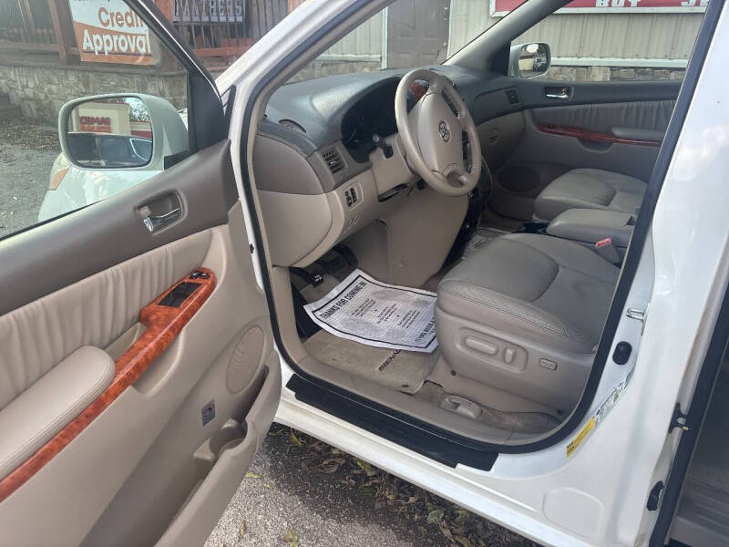 2008 Toyota Sienna XLE