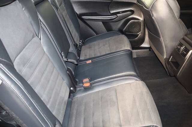 2022 Mitsubishi Outlander Black Edition