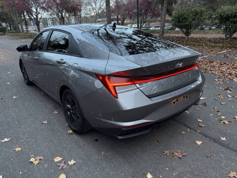 2023 Hyundai Elantra Hybrid Blue